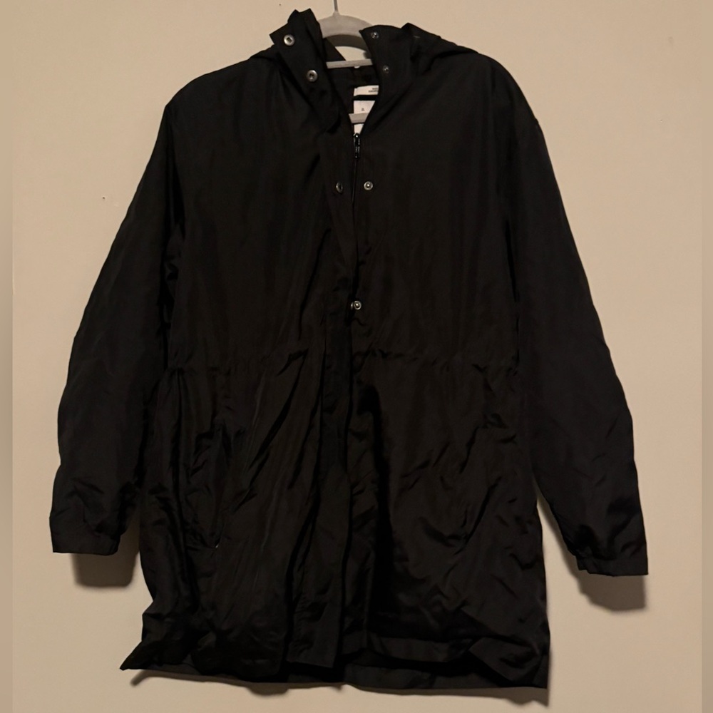 GUC A New Day Black Hooded Lightweight Raincoat in XL